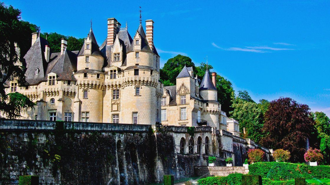 Сказочные замки: топ-10 самых интересных замков долины Луары