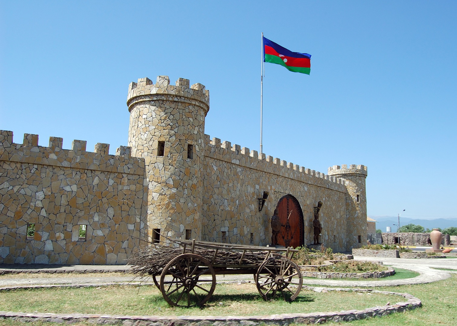 Топ-5 интересных и красивых мест Азербайджана для туристов