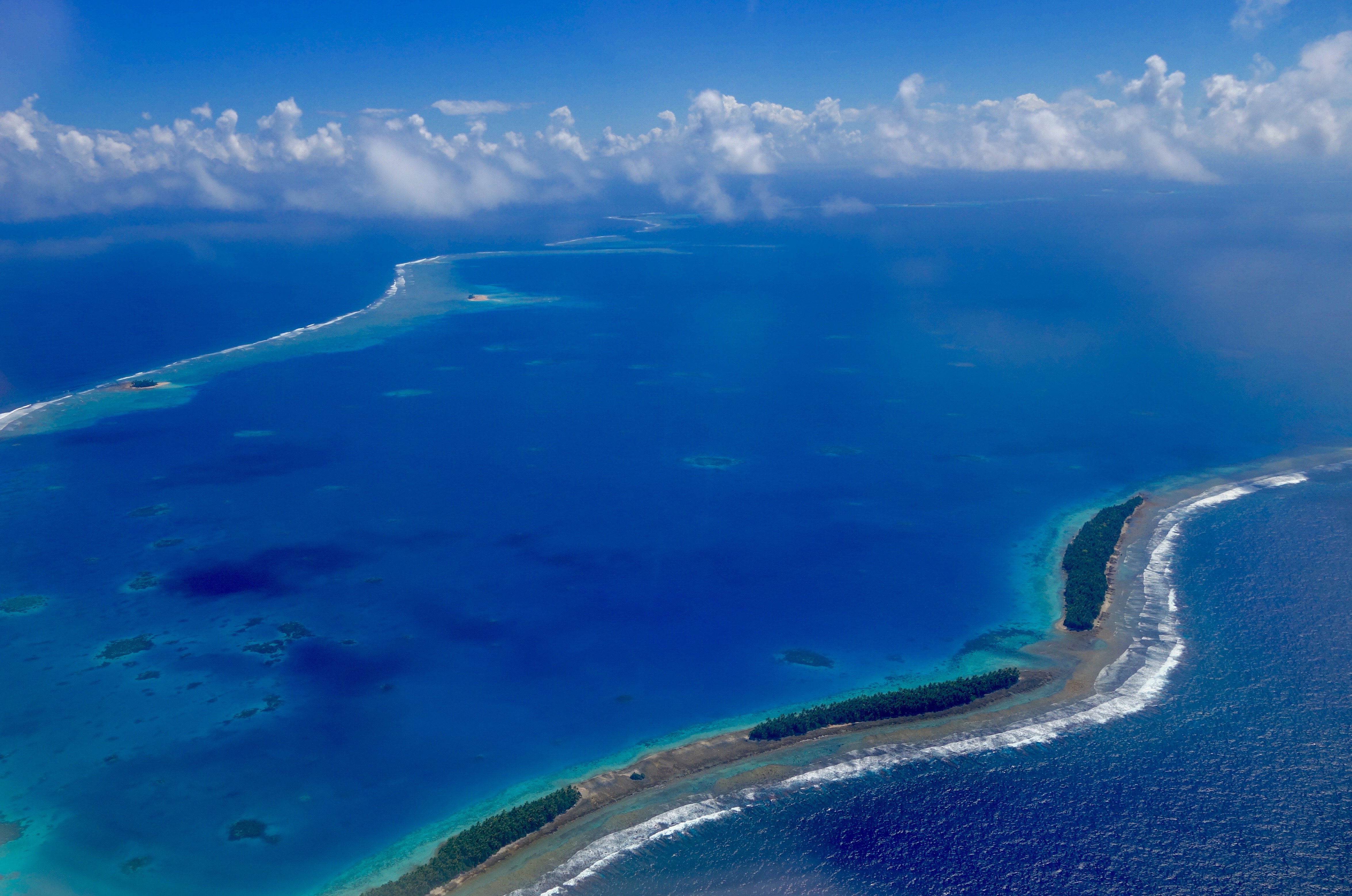 Южная часть тихого океана острова. Остров Фунафути, Тувалу. Атолл Тувалу. Полинезийское государство Тувалу. Атолл в тихом океане.